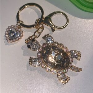 Turtle purse/bag charm keychain W/heart charm